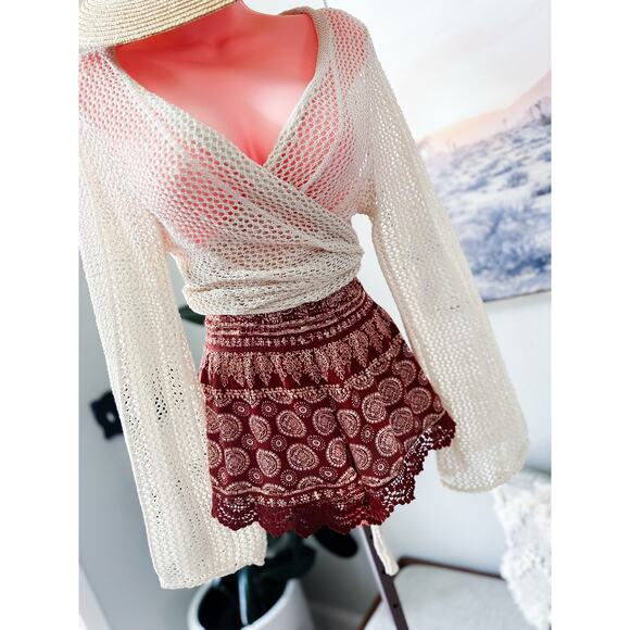 New Flowy boho relaxed gauzy crochet trimmed terracotta festival shorts M - Picture 3 of 4